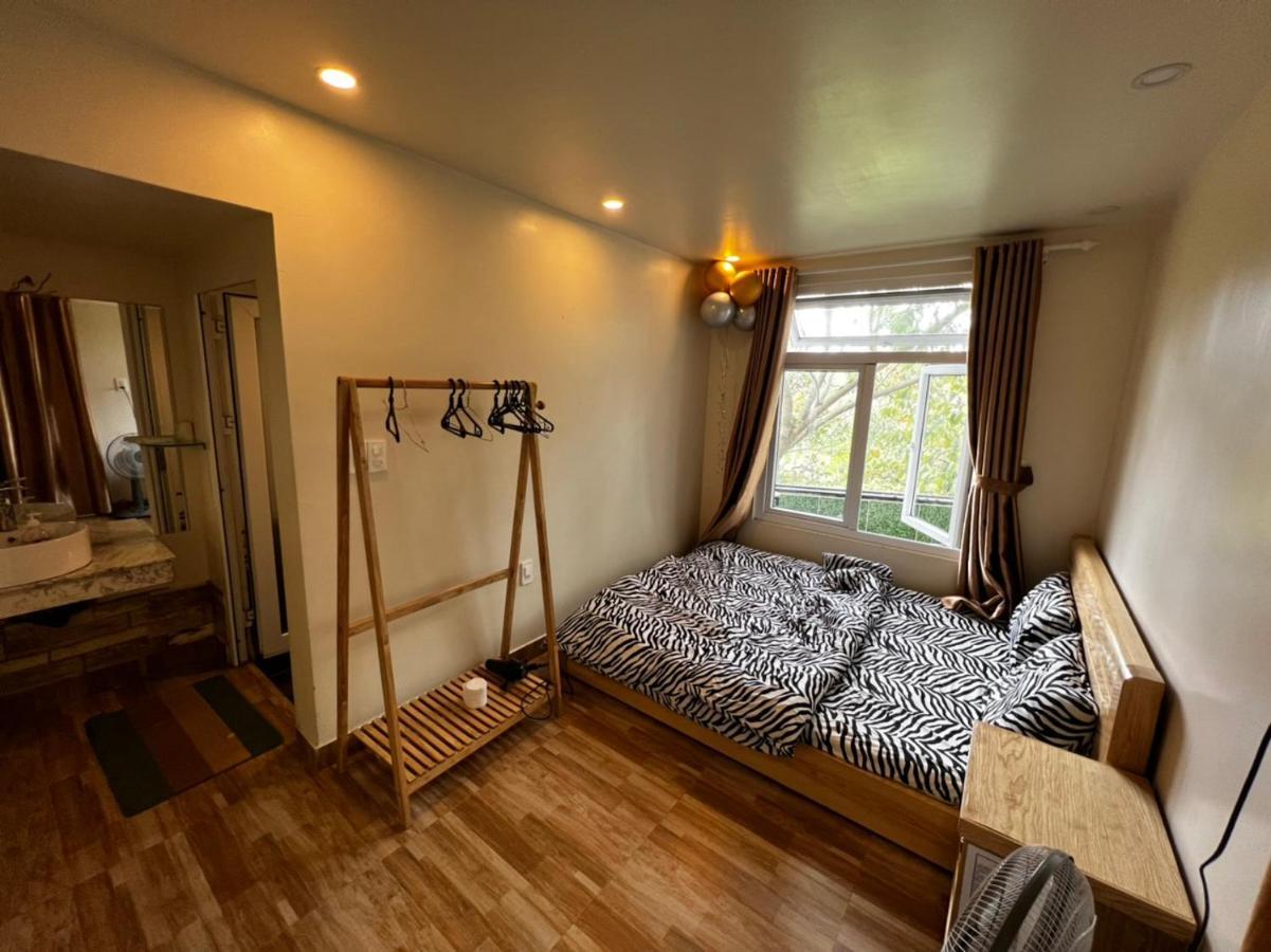 Homestay Salem House *
