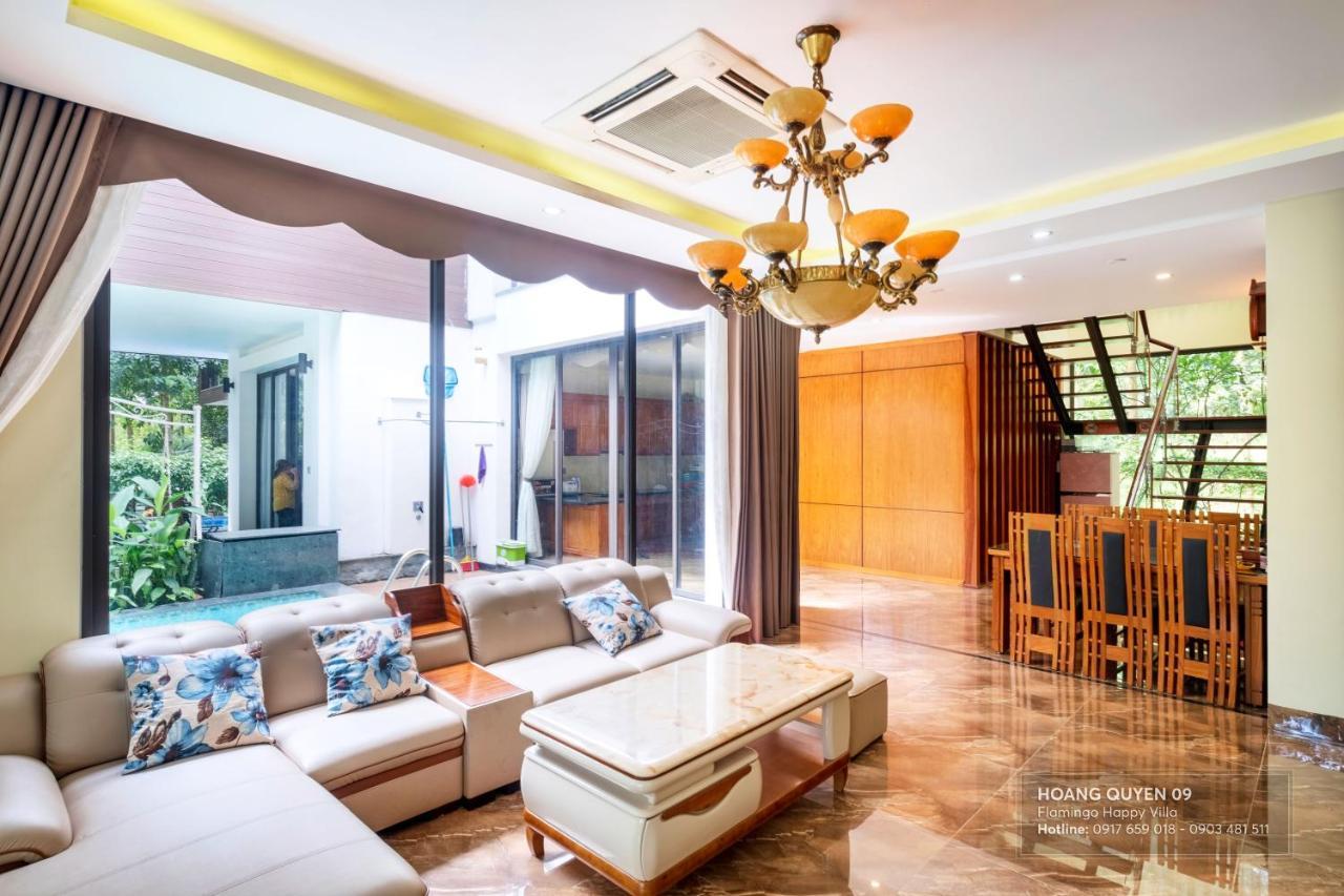 Hoàng Quyên 9 Flamingo đại Lải *
