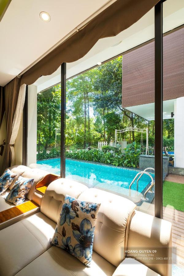 Hoàng Quyên 9 Flamingo đại Lải