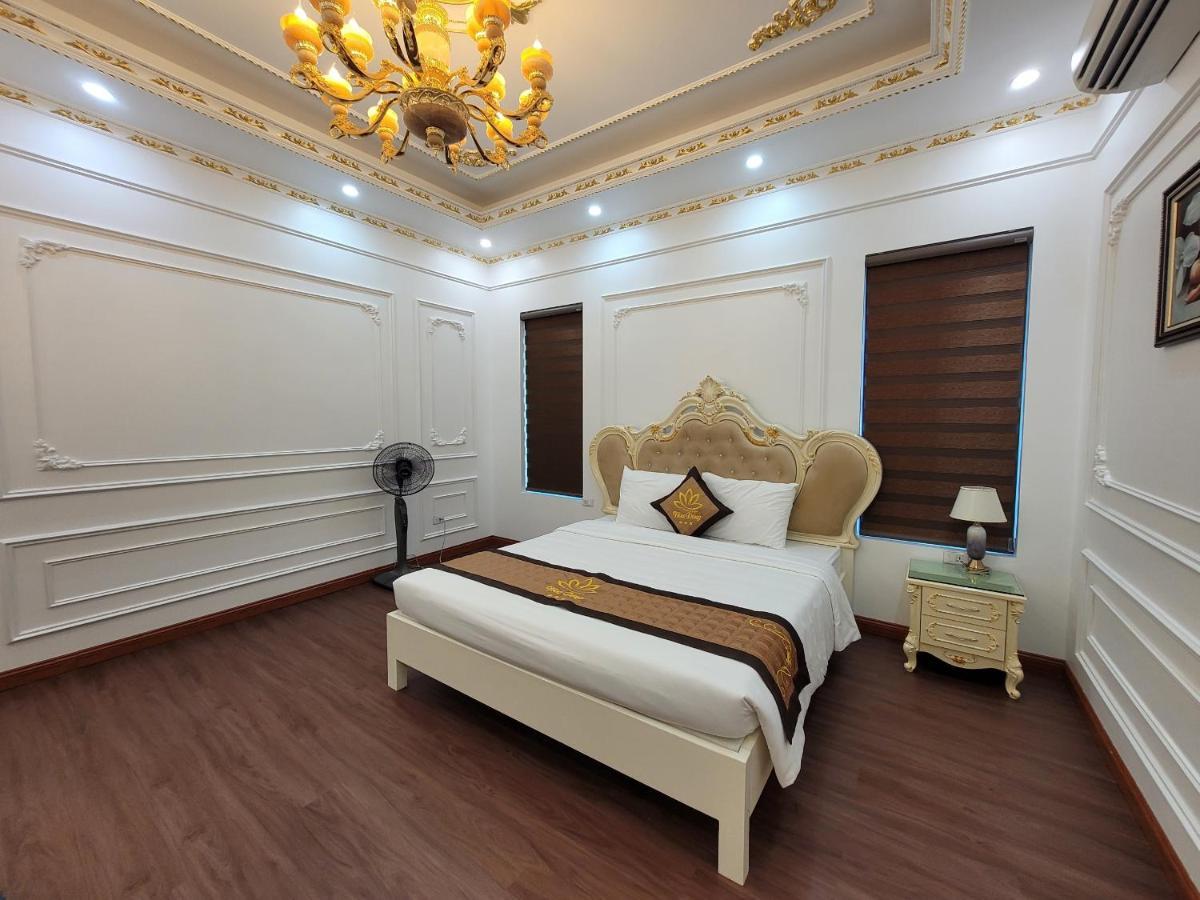 Hotel Khach San Hoa Dong