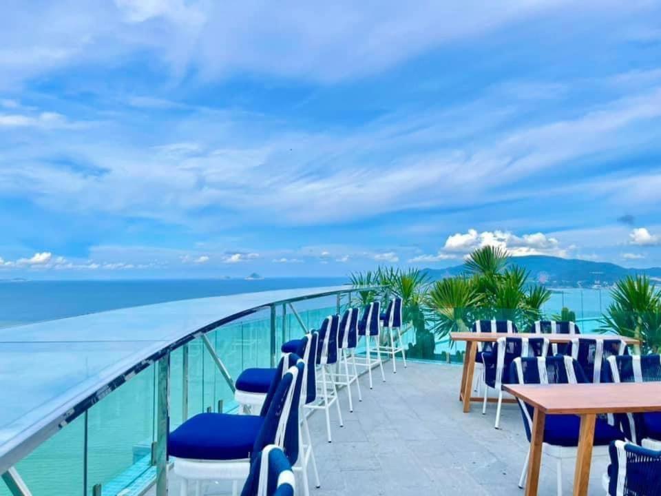 Khách sạn hẻo lánh Lustay Panorama Nha Trang