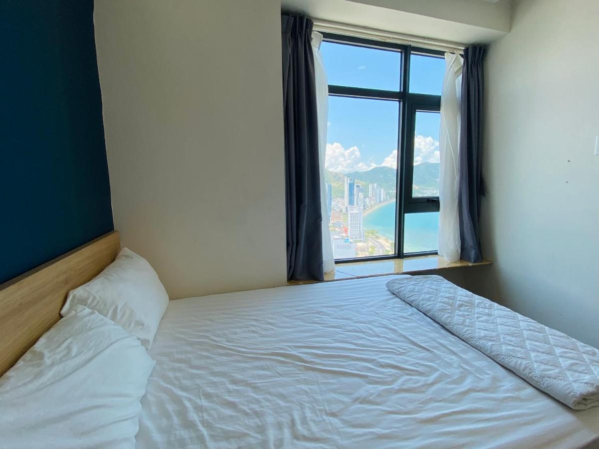 Apartment Apartment *