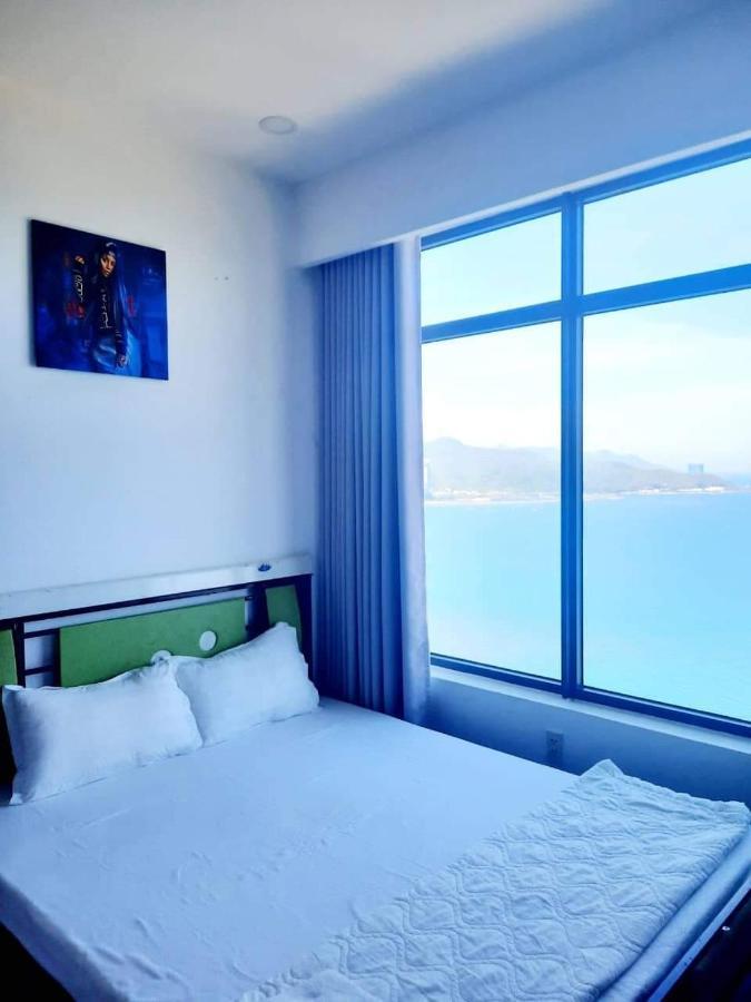 Apartment *