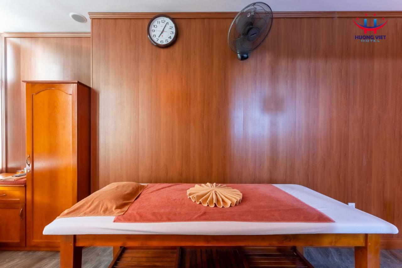 Hotel Huong Viet - Beachfront 4*
