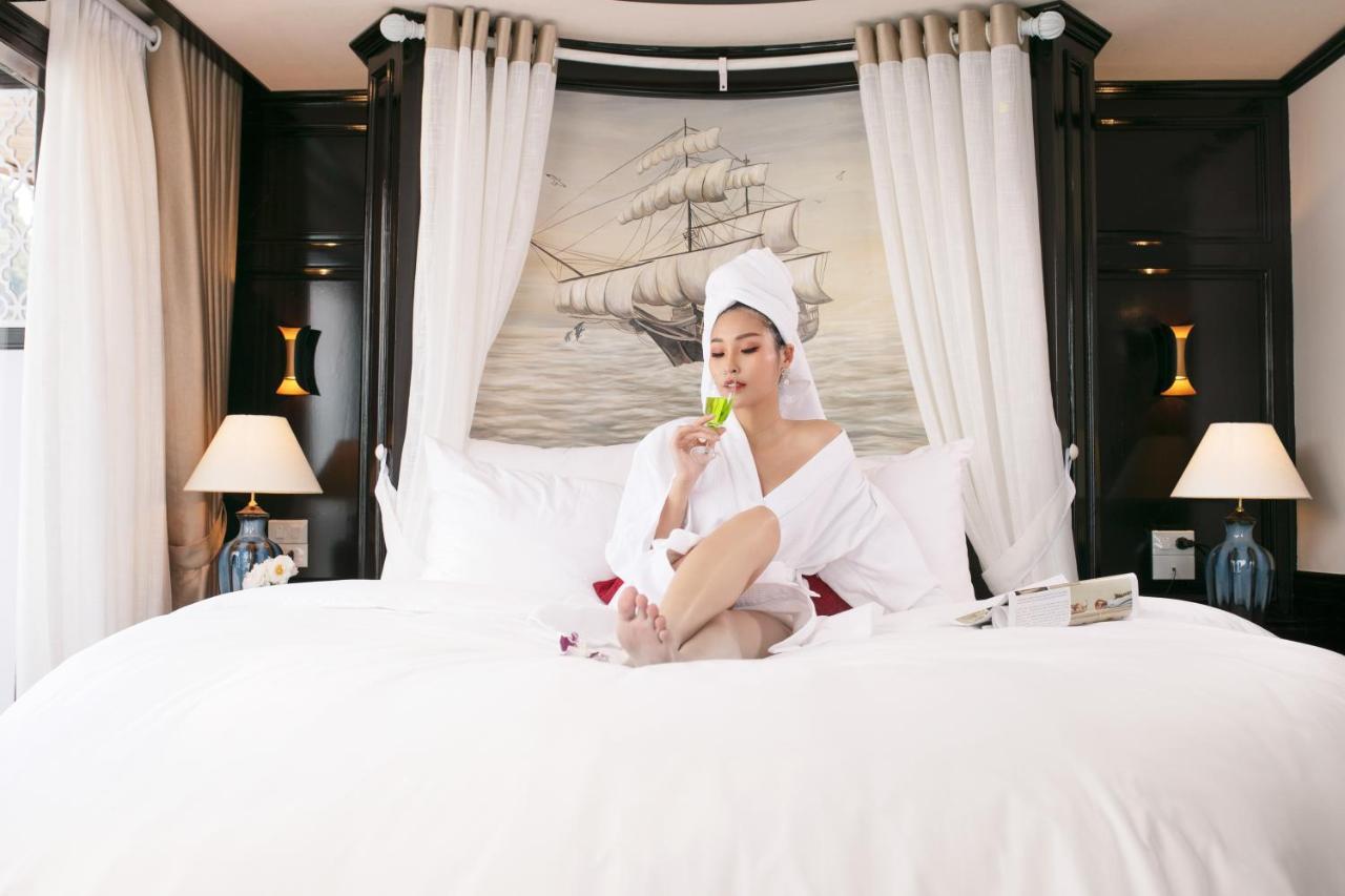 Hermes Cruises  Ha Long