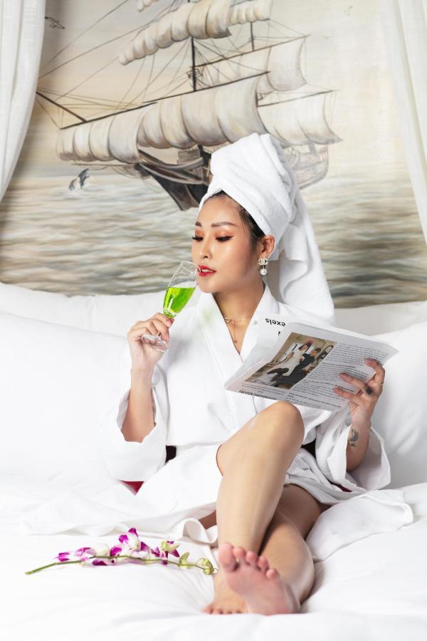 Hermes Cruises