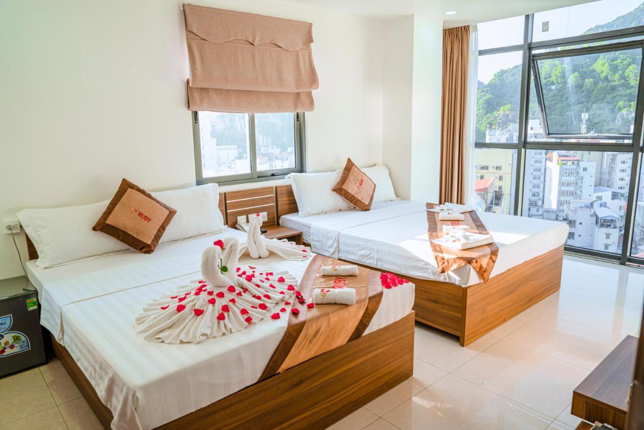 Hong Quang 2* Cat Ba Island
