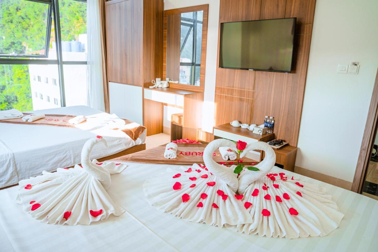 Hotel Hong Quang 2*