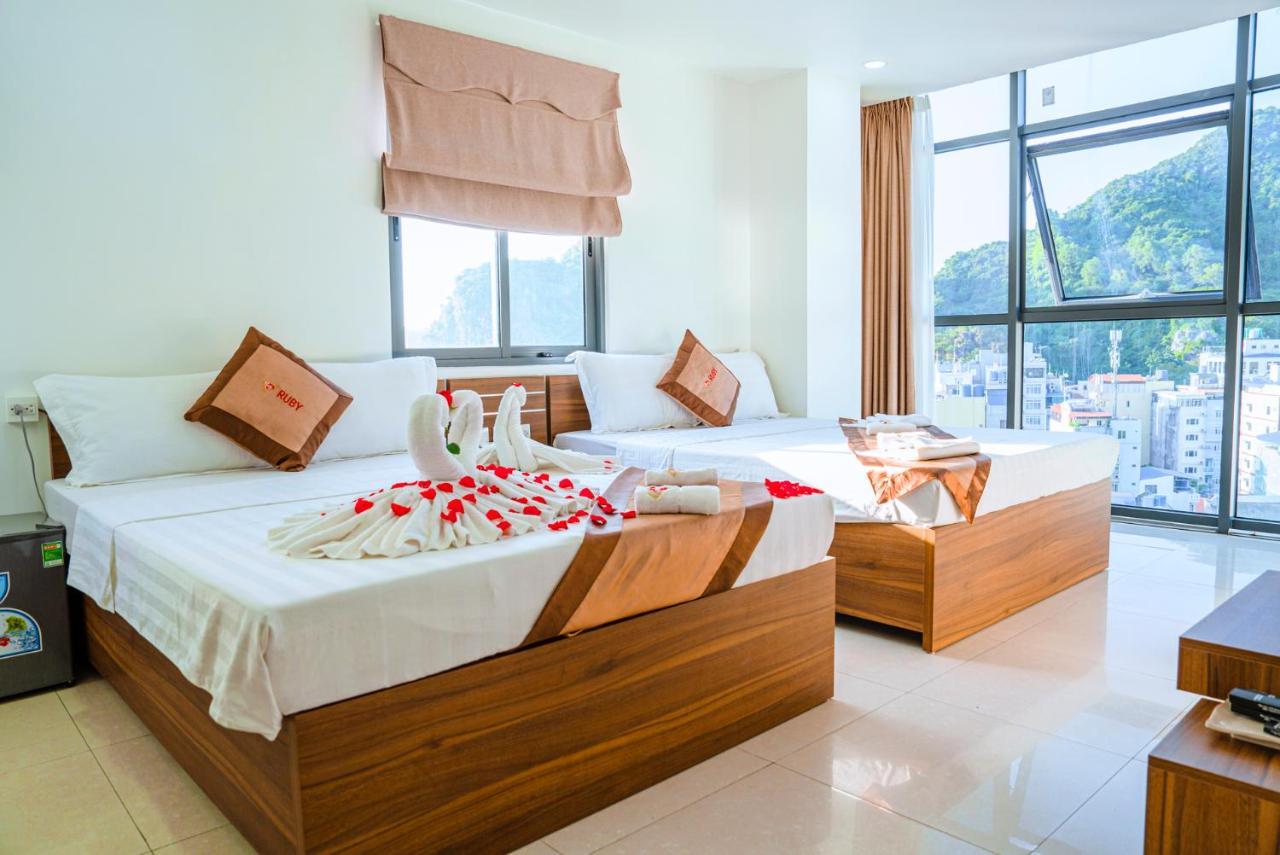 Hong Quang Cat Ba Island