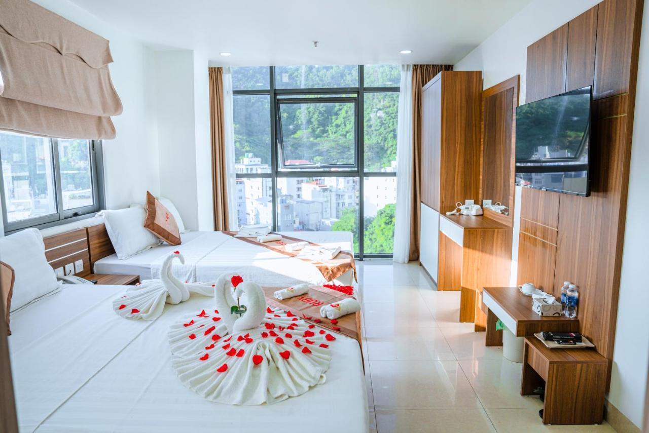 Hong Quang Hotel