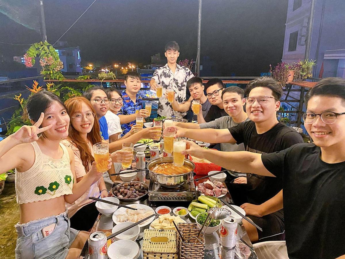 Hostel Domik - Cat Ba Dong Khe Sau