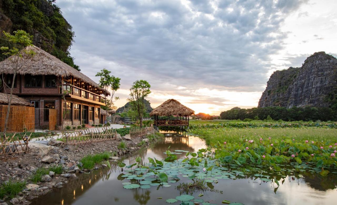 Mường Village * Ninh Bình