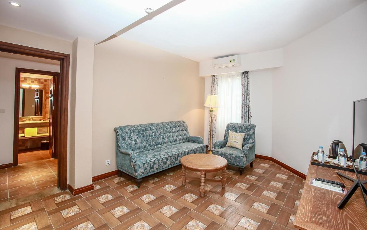 Venus Hotel 4*