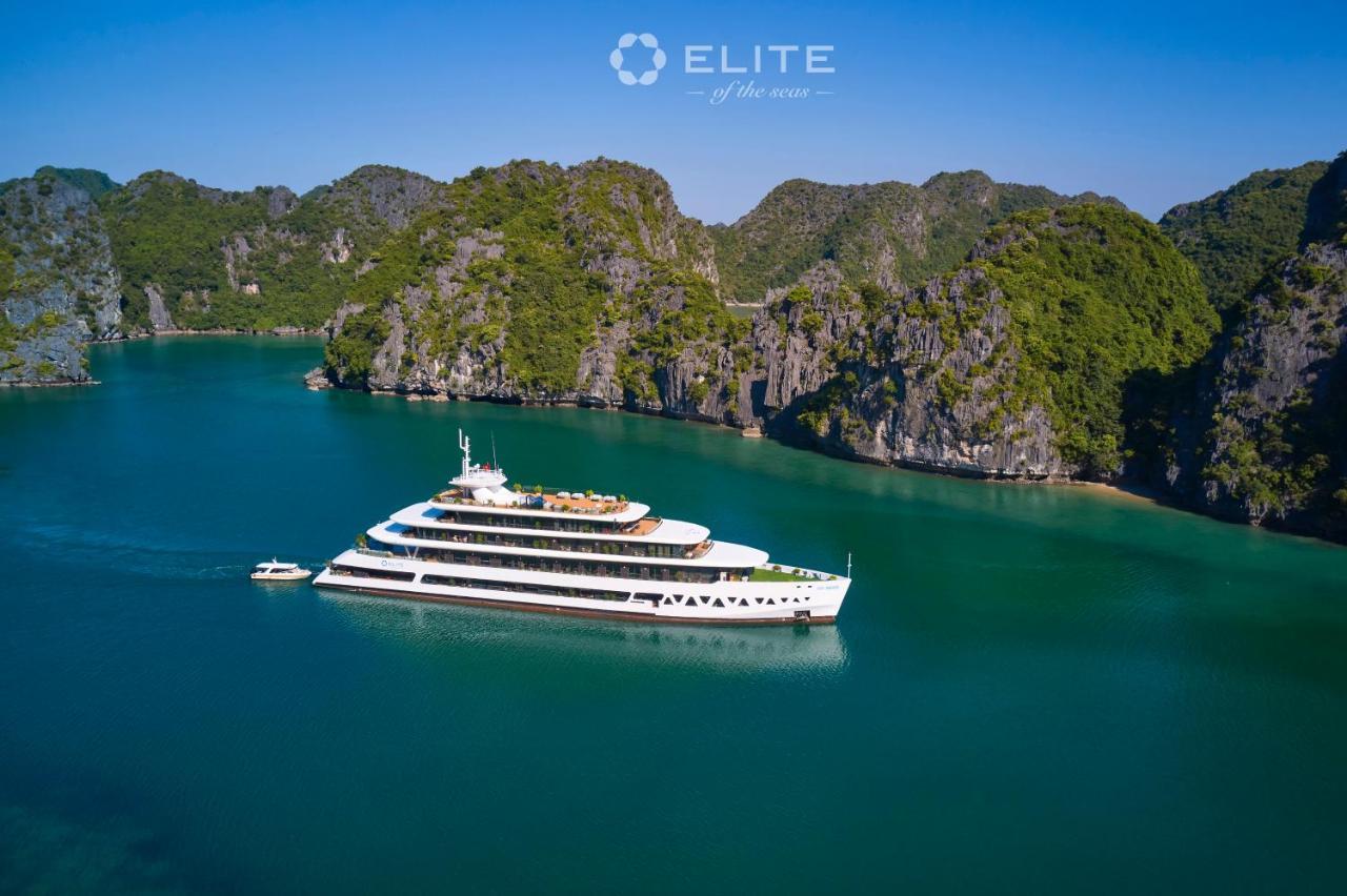 Elite Of The Seas Botel