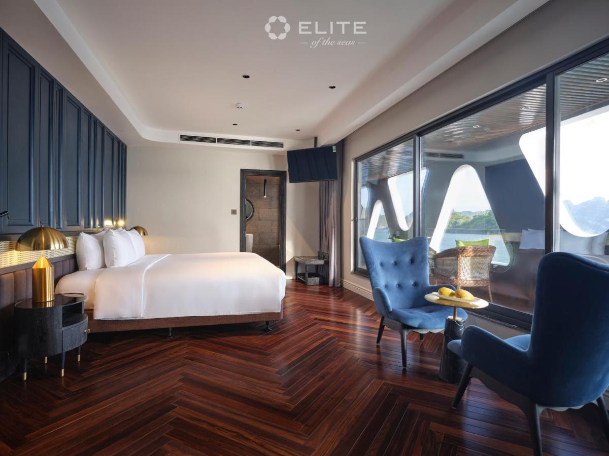 Botel Elite Of The Seas