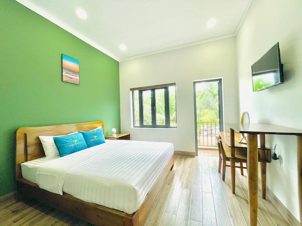 Village Hotel 2*