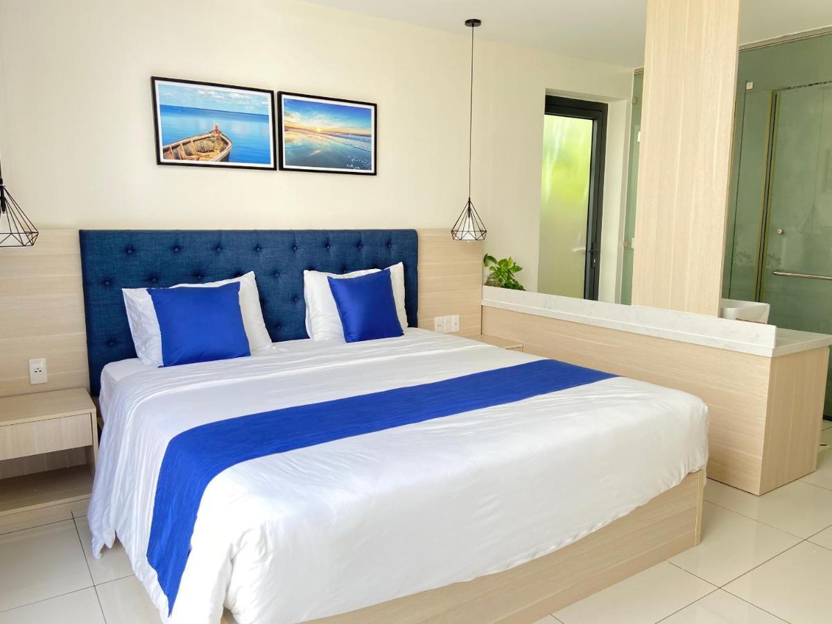 Oceanami & Club Long At 1, 3, 4 Bedroom & 5, 6 Bedroom Beachfront Private Pool Long Hai