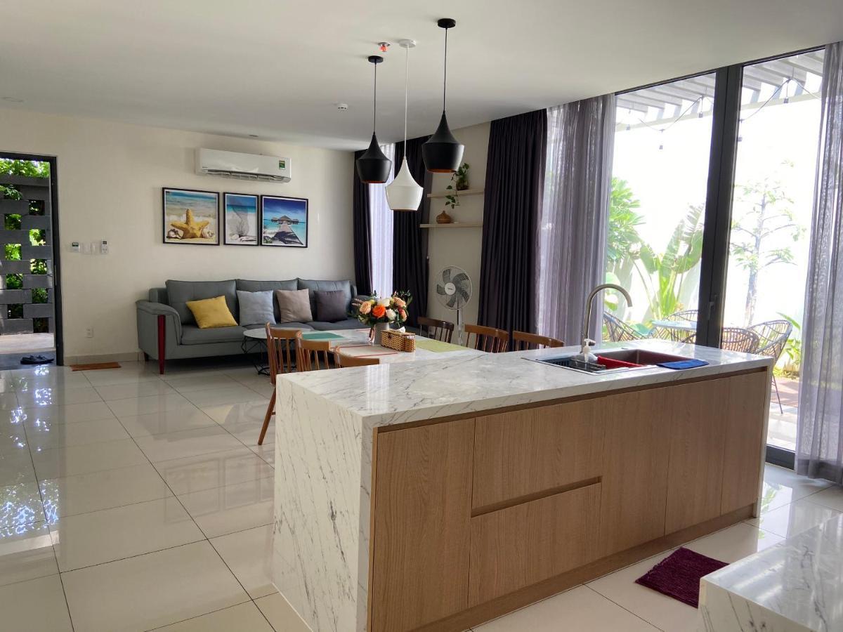 Oceanami & Club Long At 1, 3, 4 Bedroom & 5, 6 Bedroom Beachfront Private Pool * Long Hai