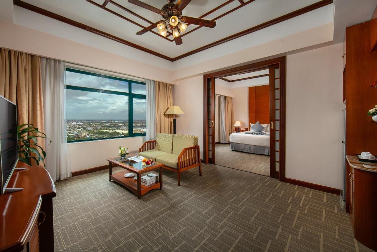 Nam Cuong Duong Hotel 4*