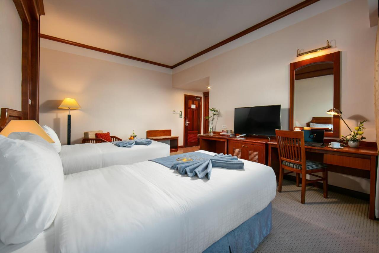 Nam Cuong Duong 4* Hai Duong