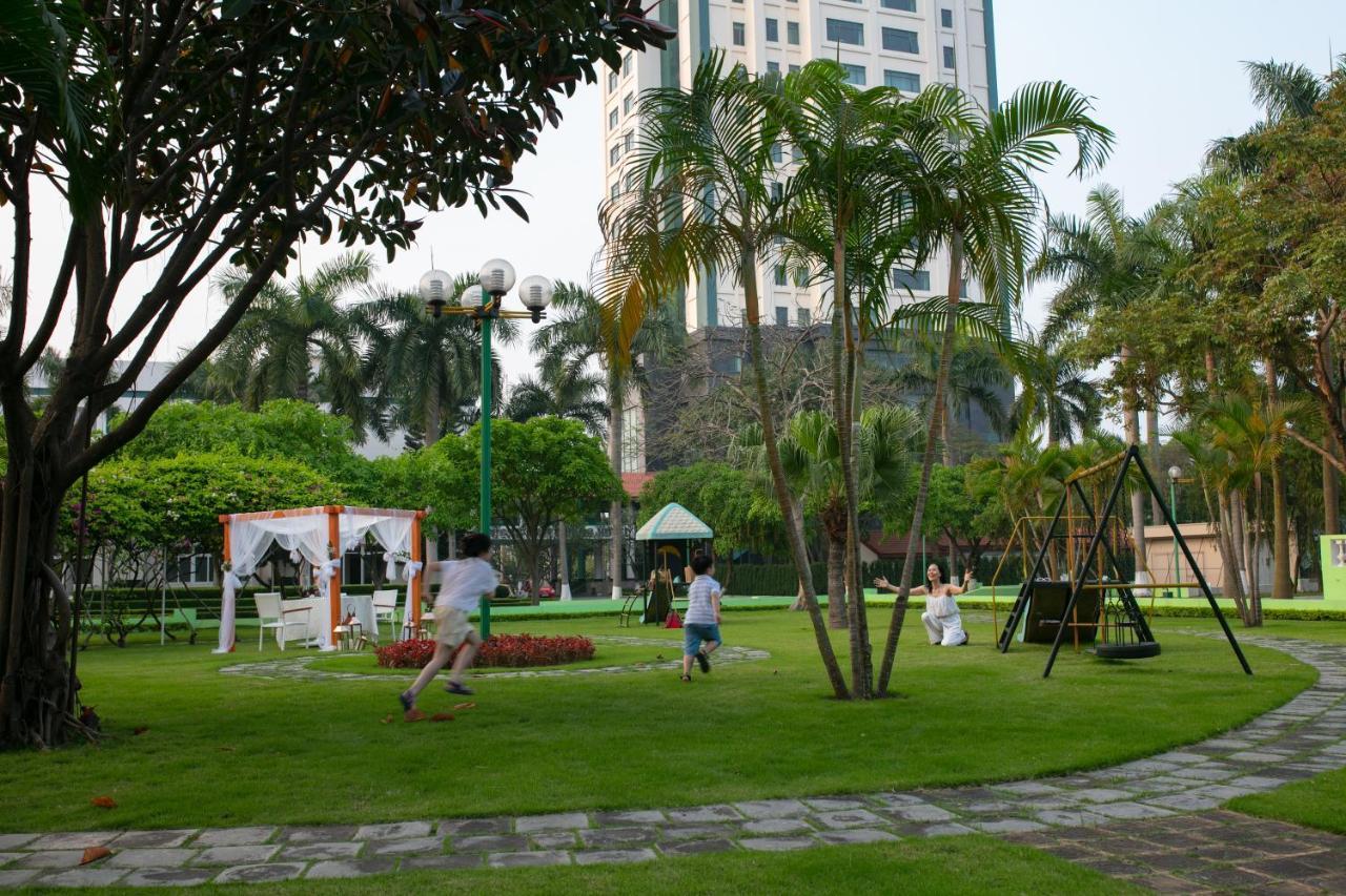 Nam Cuong Duong 4*