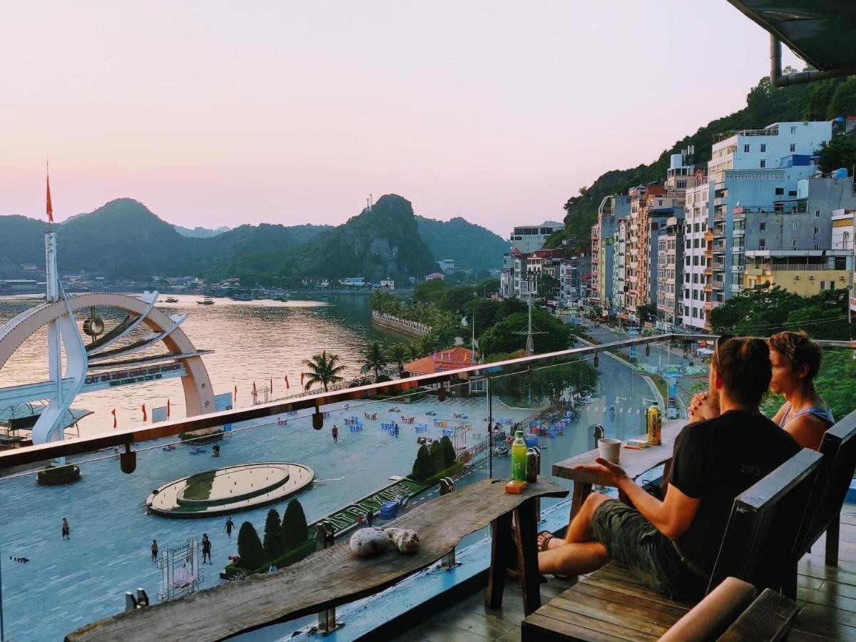 Hostel Catba Pod - Restaurant And Rooftop Bar *