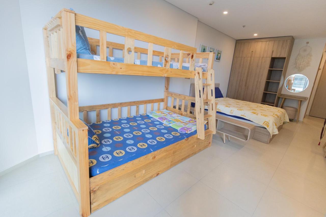Bb - The Song Condotel *