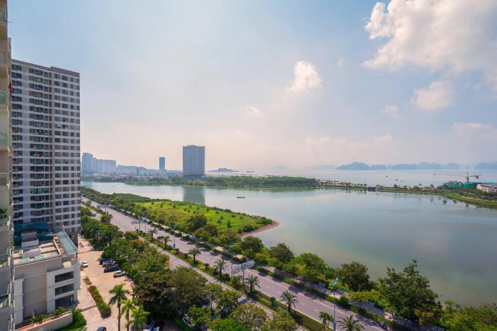 *ha Long @ Bay View-3 Br