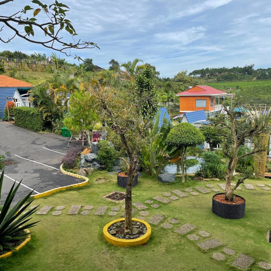Tulip Garden Hotel