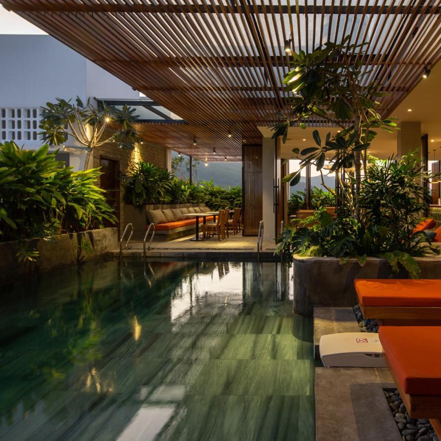 Le Mint Hotel 3*
