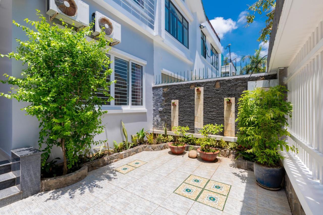 Huong Giang Seaside Villa, * Vung Tau