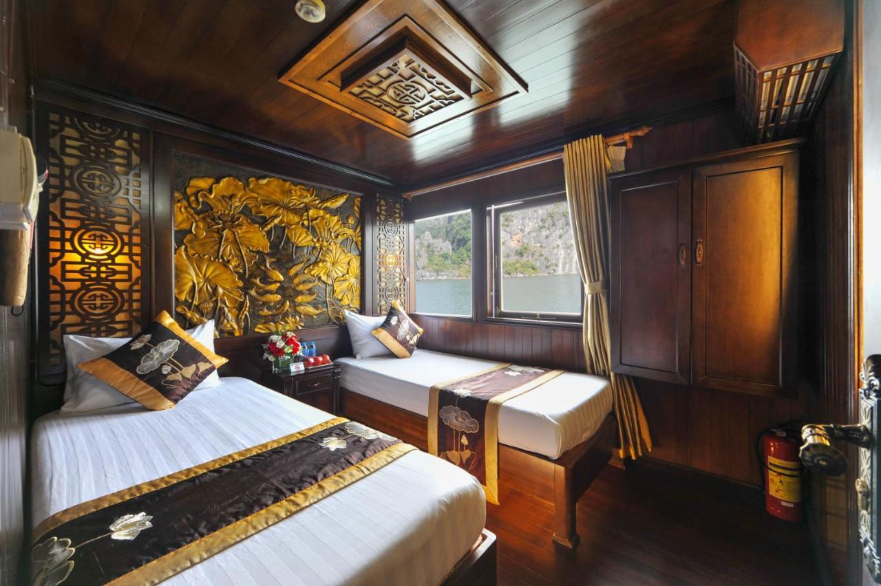 Renea Cruises Halong 