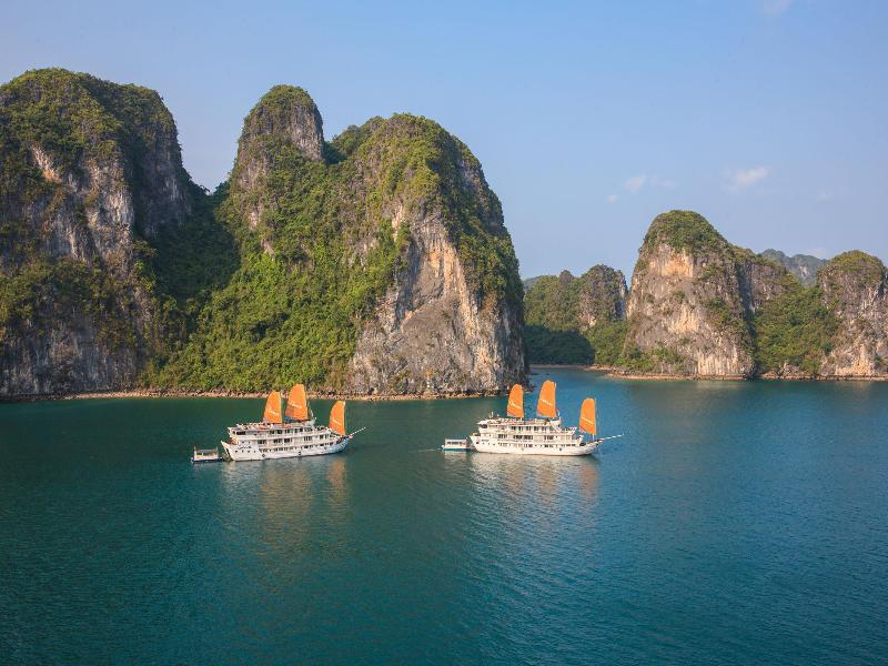 Aphrodite Cruise Hotel Ha Long