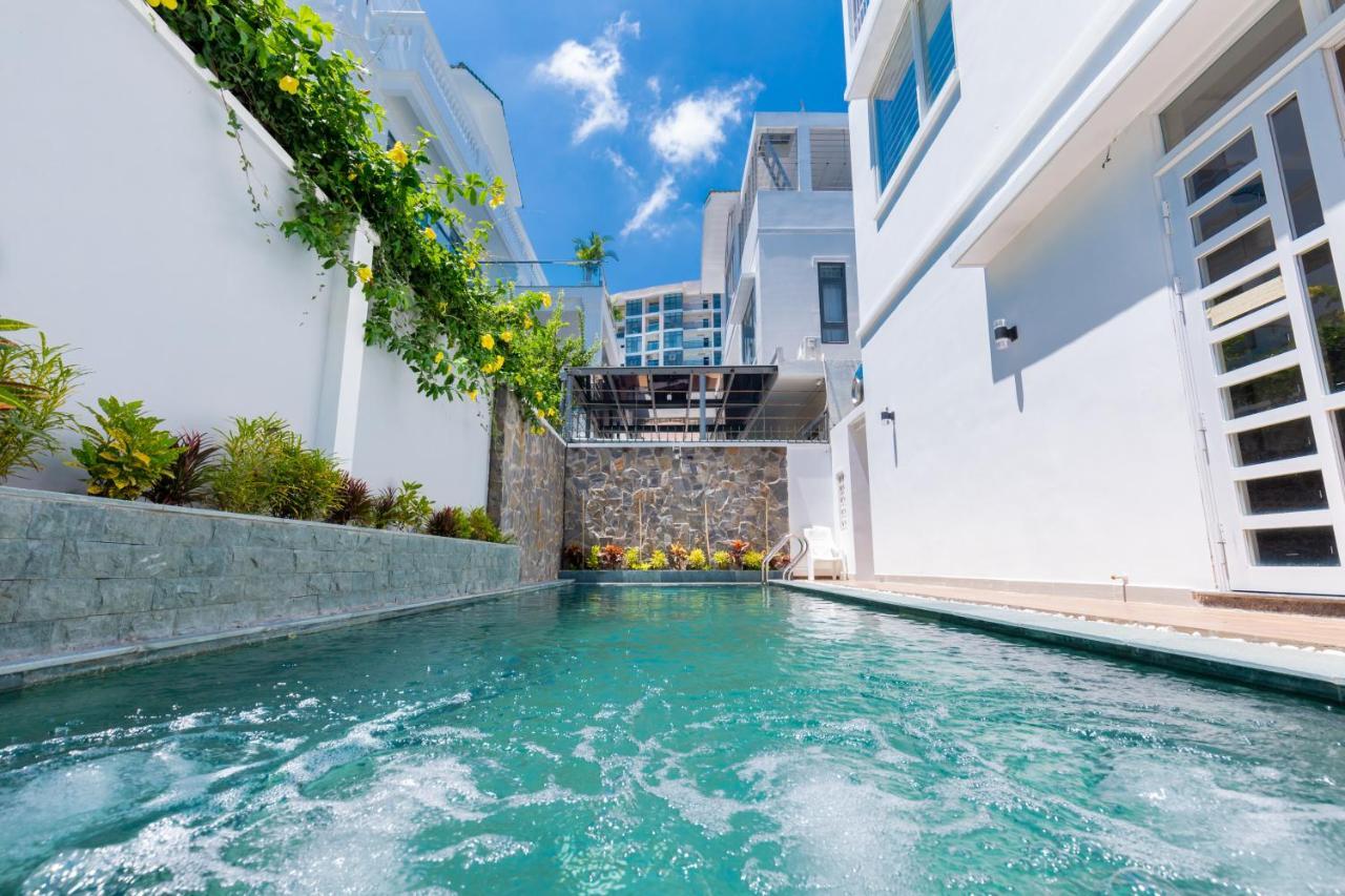 Villa Huong Giang Seaside Villa,