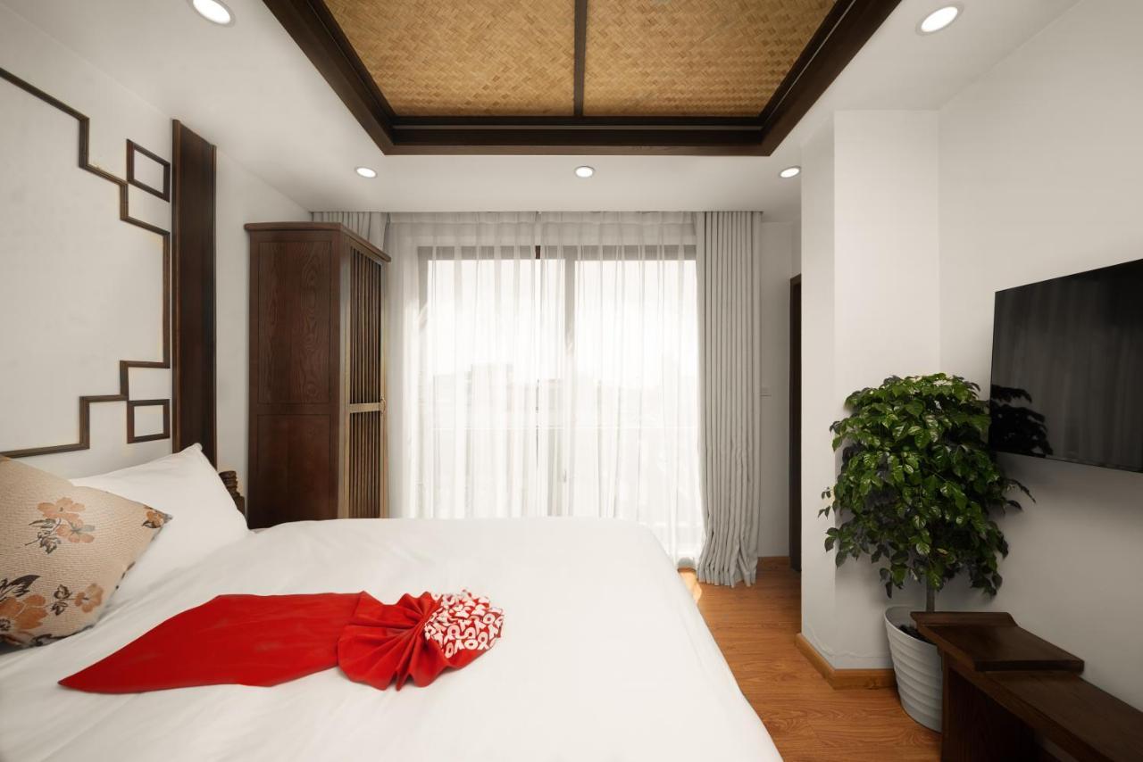 Hotel Veshia & 4*