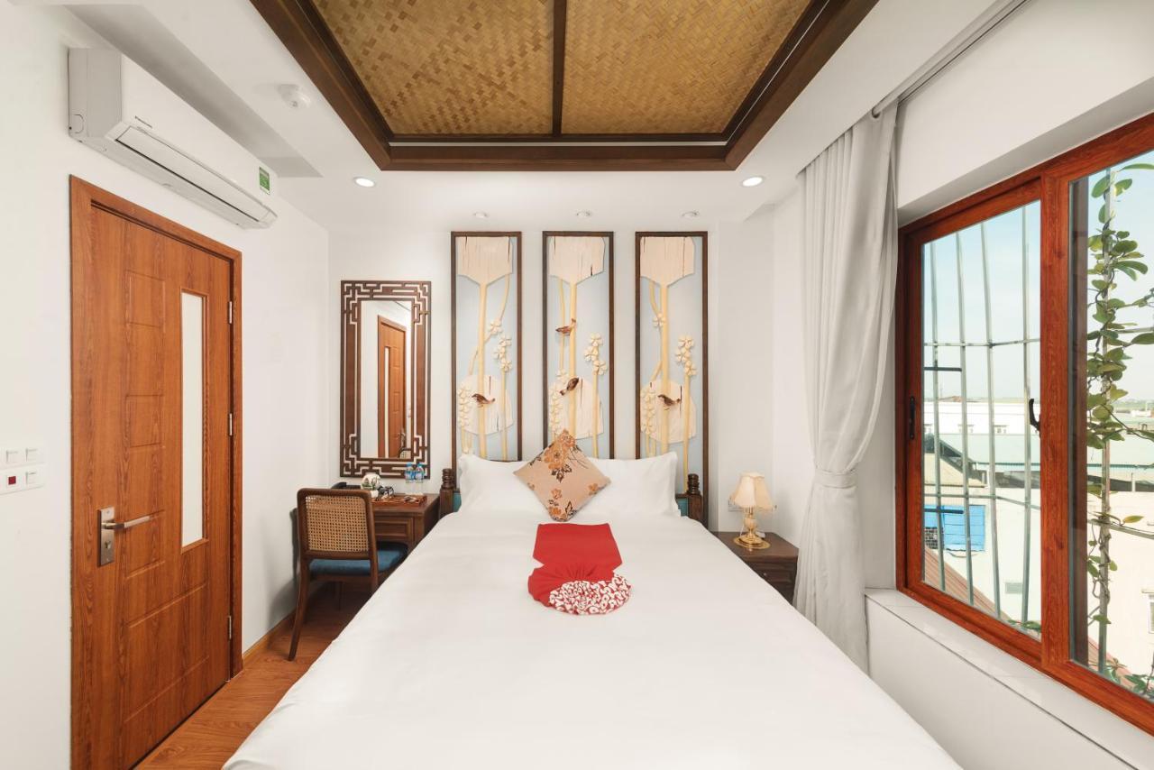 Veshia & 4* Hanoi