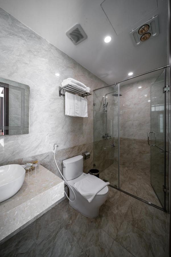 Hotel Veshia &