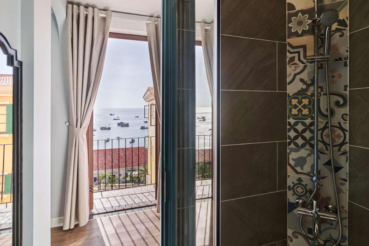 Khách sạn Times Corner Sorrento Boutique 3*