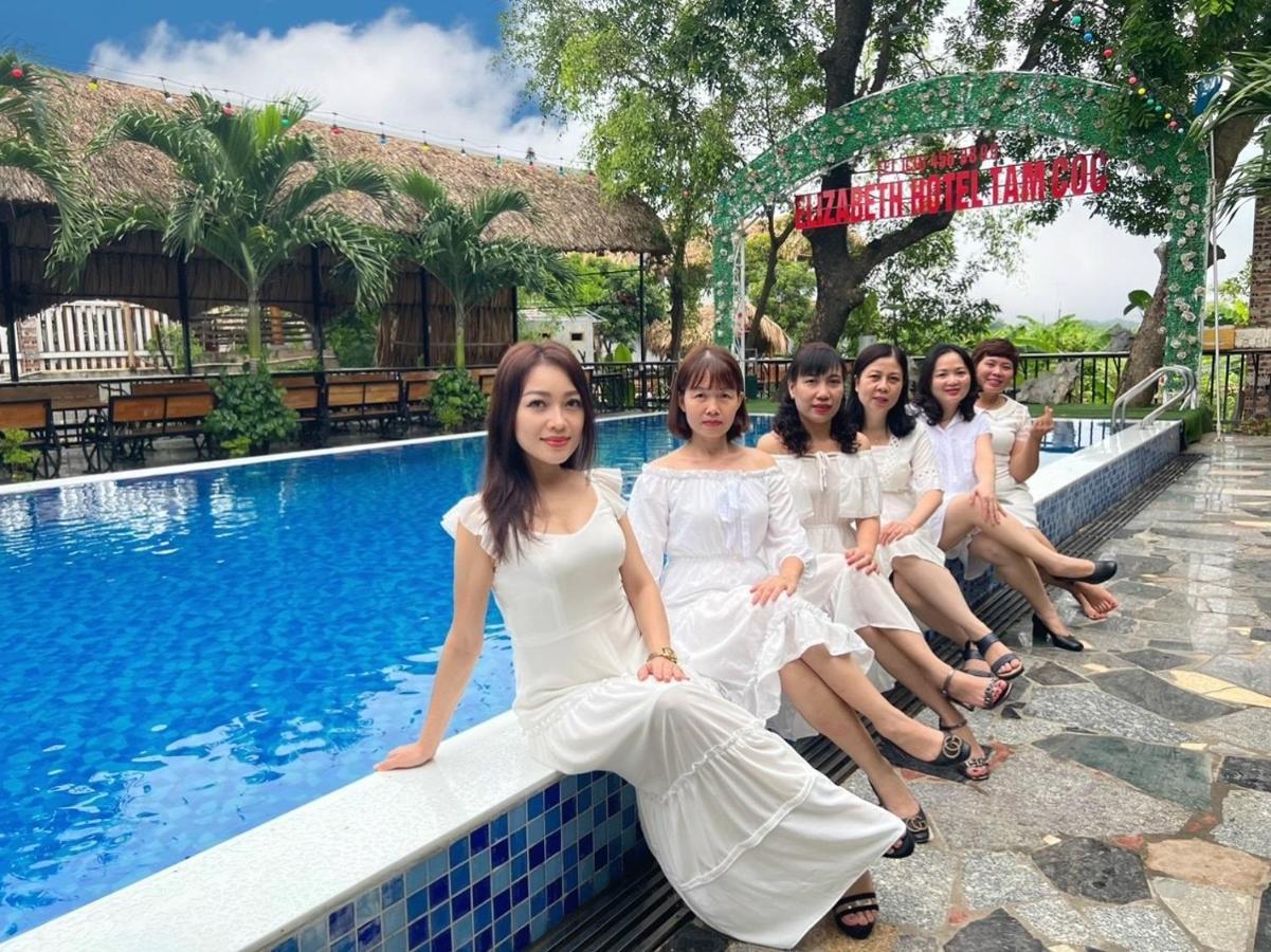 Elizabeth Tam Coc
