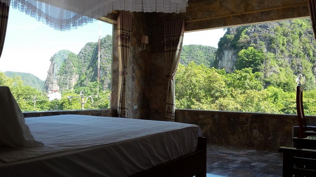 Limestone View