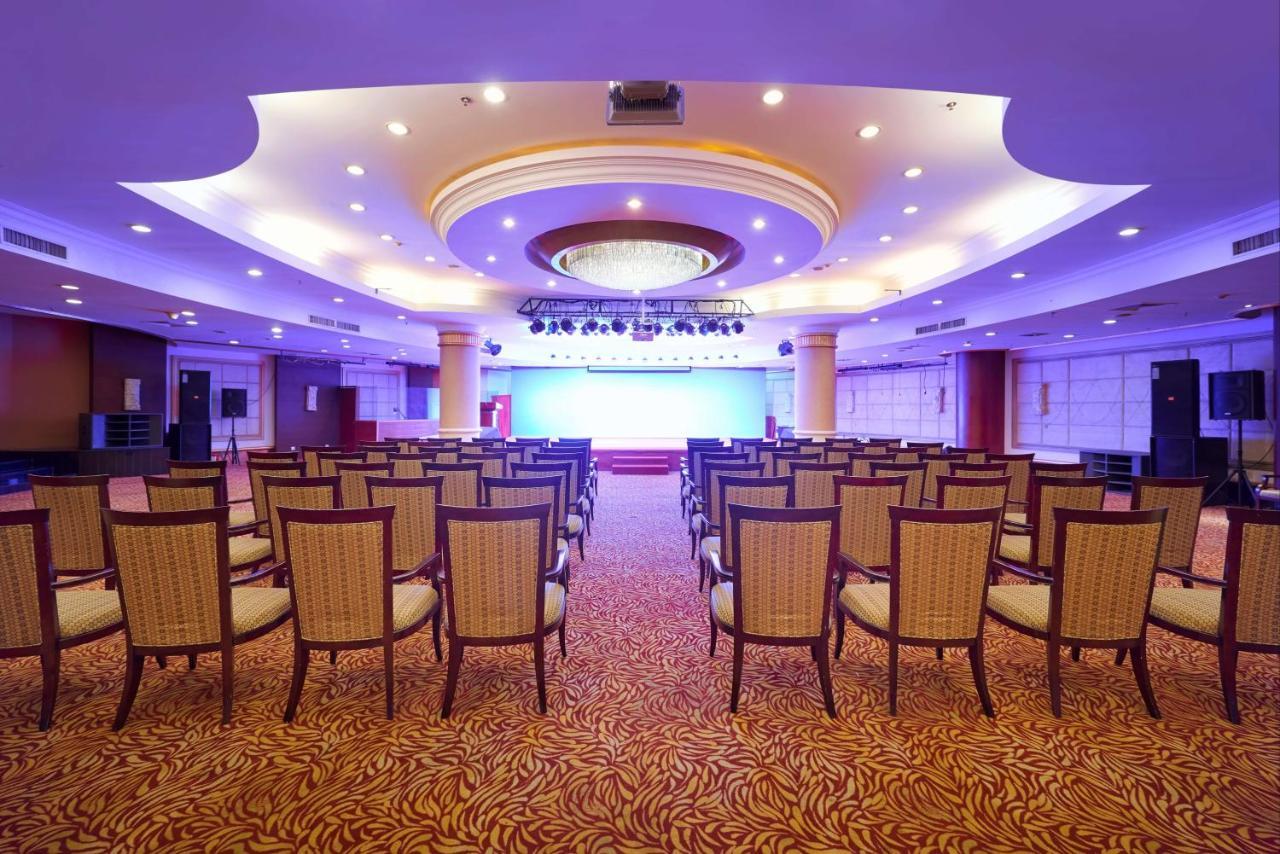 Khách sạn Khach San Quoc Te Loi Lai - Li Lai International 5*