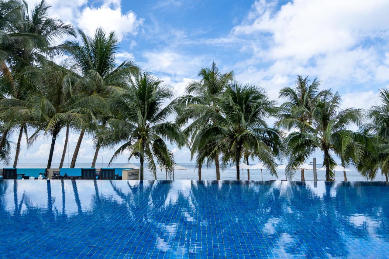 Sea Sense Resort 4*