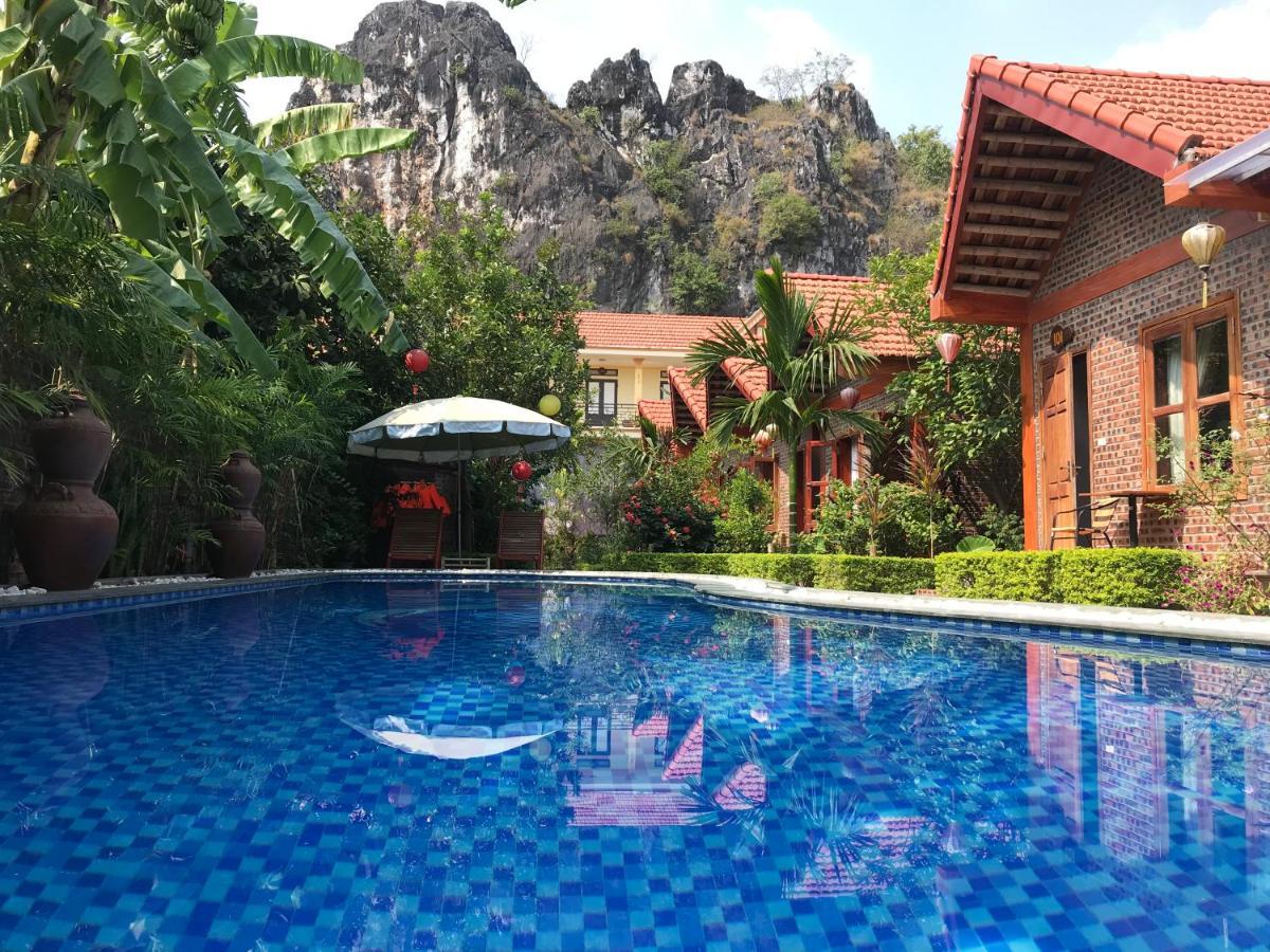 Tam Coc Friendly *