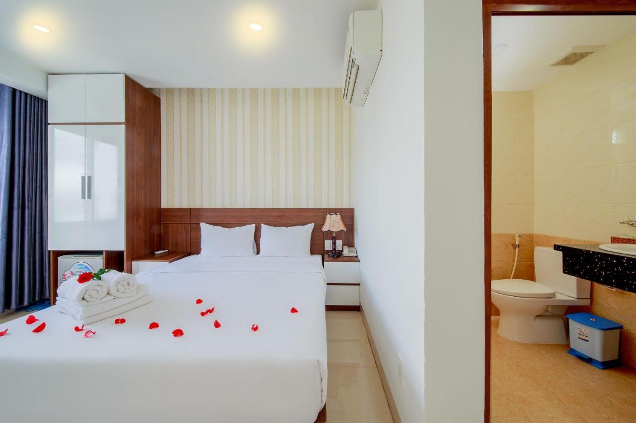 Ha Nhung Hotel