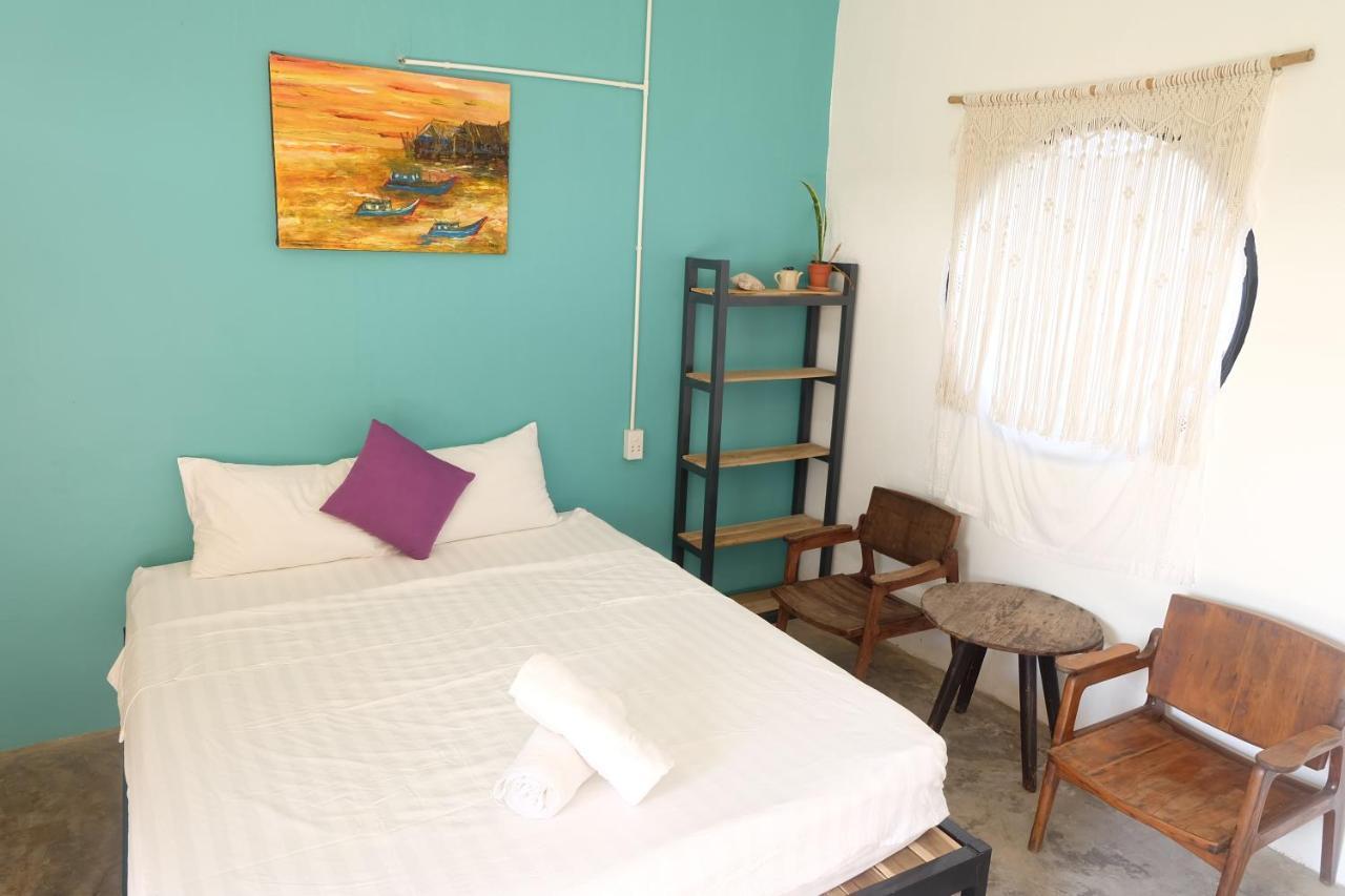 Hostel Lana Land