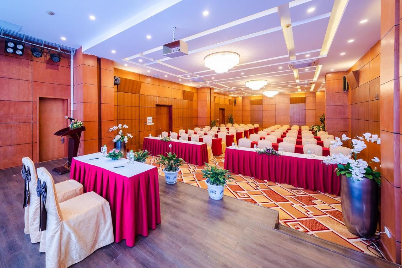 Khách sạn Muong Thanh Grand