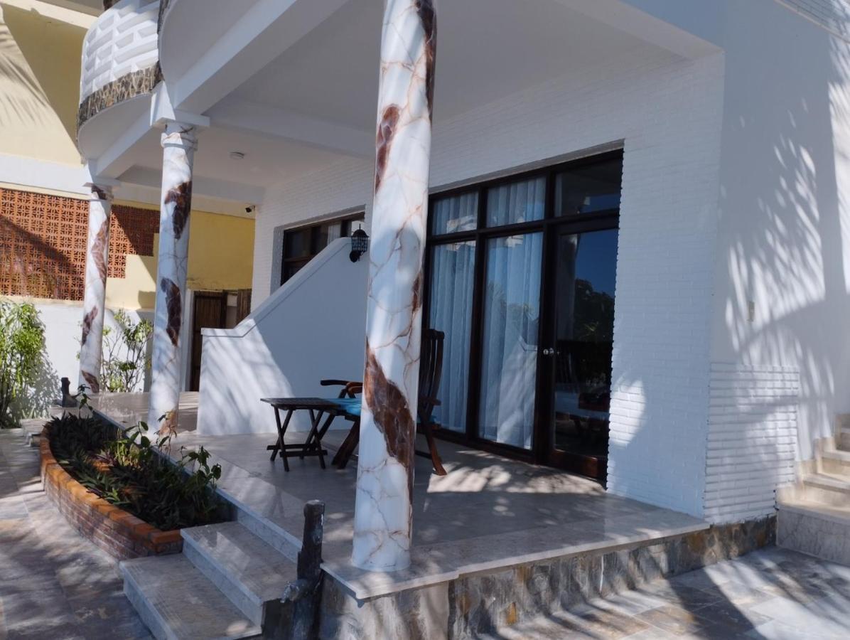 Ravenala Muine Hotel *