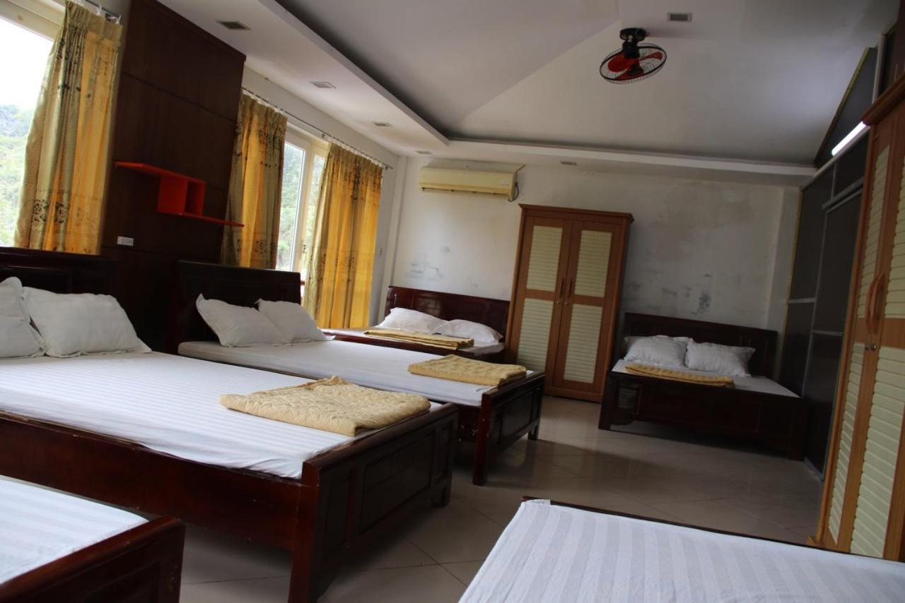 Hostel Catba House