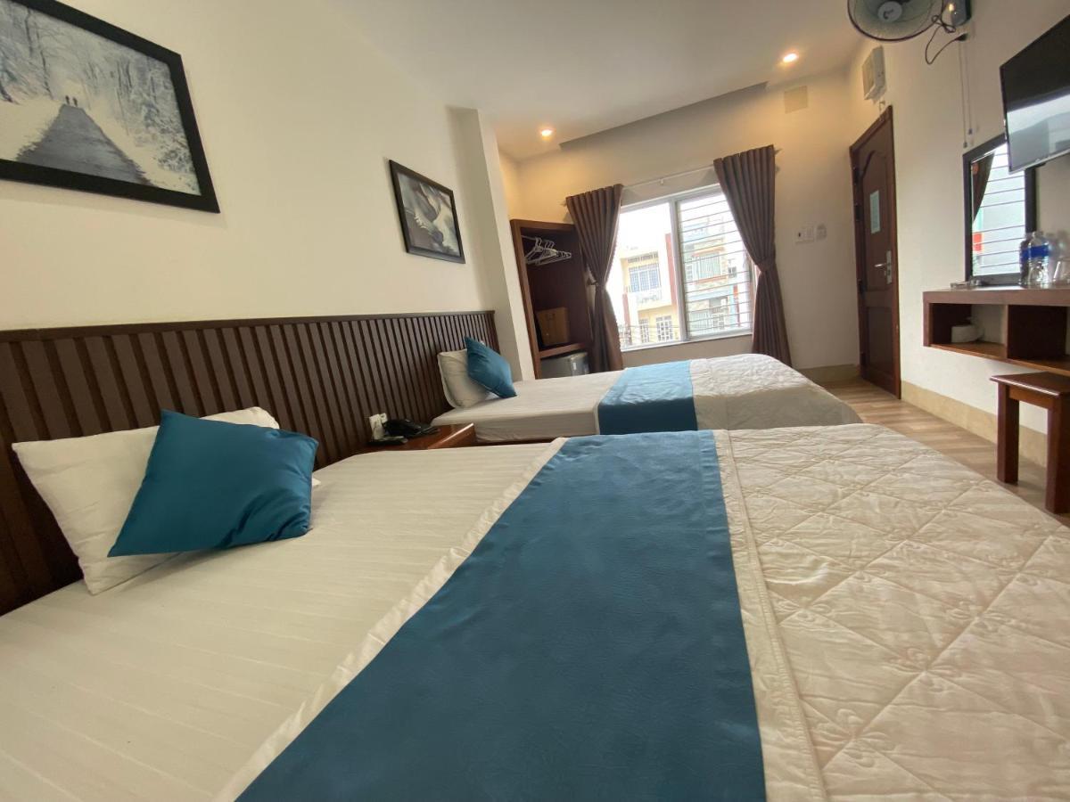 Khách sạn Hoàng Hưng