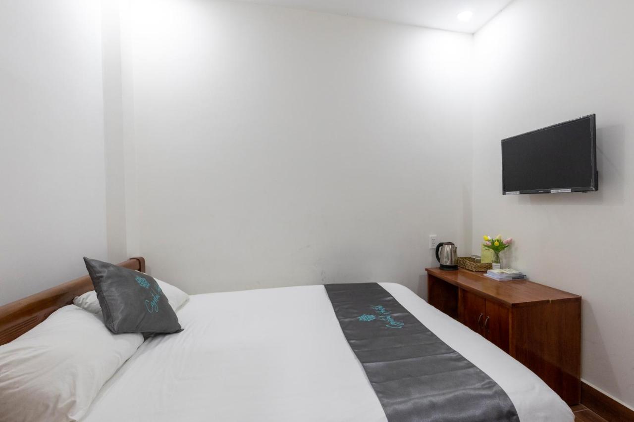 Hotel Cara & *
